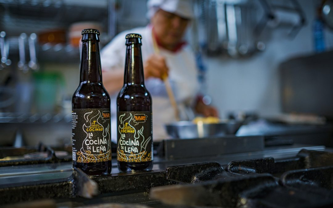 Arriaca estrena una cerveza para cocina que aporta a las recetas un toque ahumado típico de leña